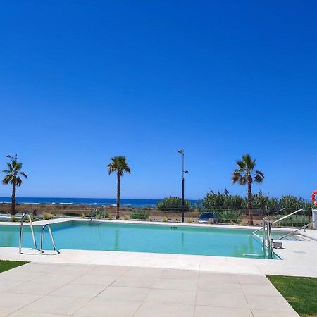 Espectacular Apartamento En Primera Linea De Playa Torrox Exterior foto